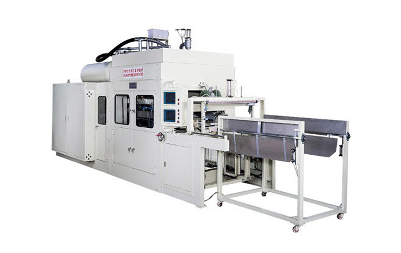 Automatic Vacuum Forming Machine